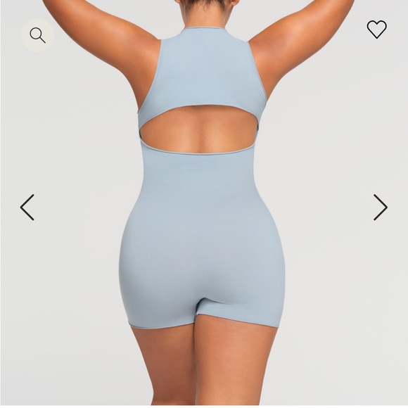 SKIMS RAW EDGE ONESIE SIZE S - Picture 3 of 8